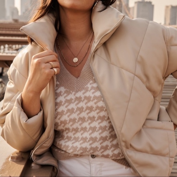 a&f Oversized Vegan Leather Diamond Puffer (Dark Brown) - Picture 2 of 4